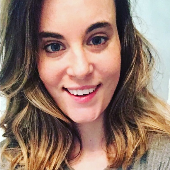 Meet your Posher, Deirdre - Picture 1 of 1